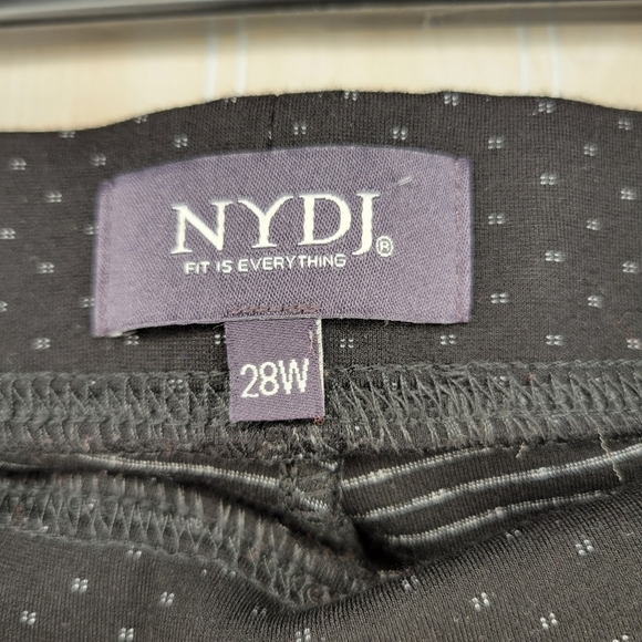 NYDJ Pull-On Black Patterned Legging Trousers Sz 28W - Picture 3 of 5